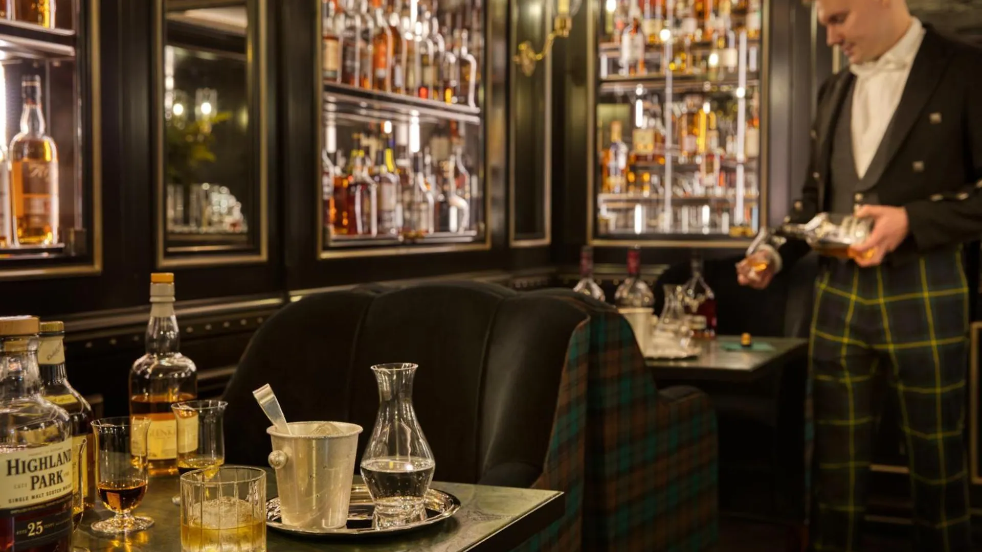 100 Princes Street Edinburg 5*,