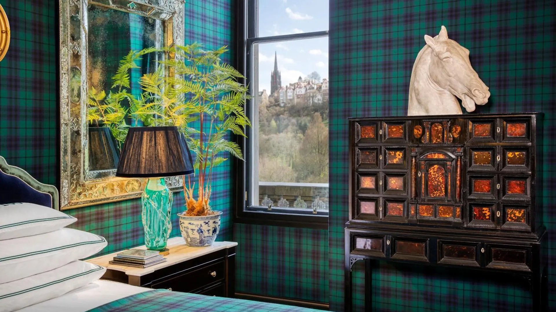 100 Princes Street Edinburg