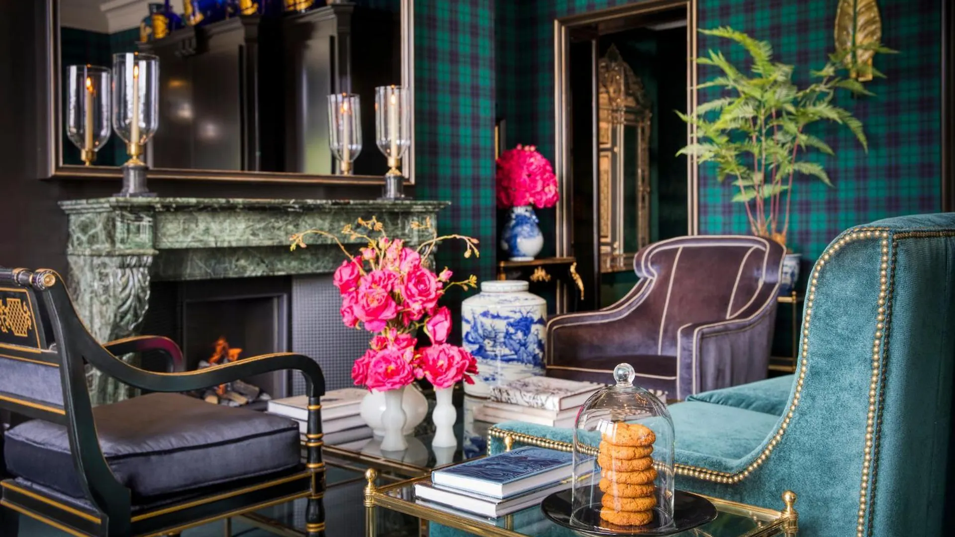 Hotell 100 Princes Street Edinburg