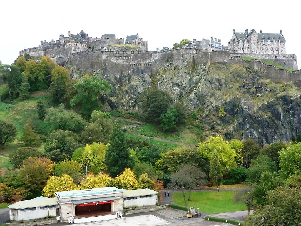 100 Princes Street Edinburg