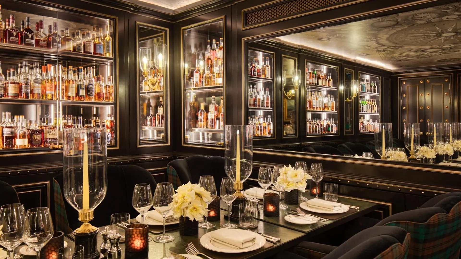 100 Princes Street Edinburgh 5*,