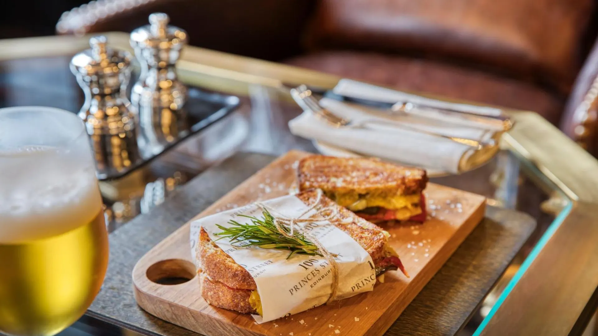 ***** Hotel 100 Princes Street Edinburgh United Kingdom