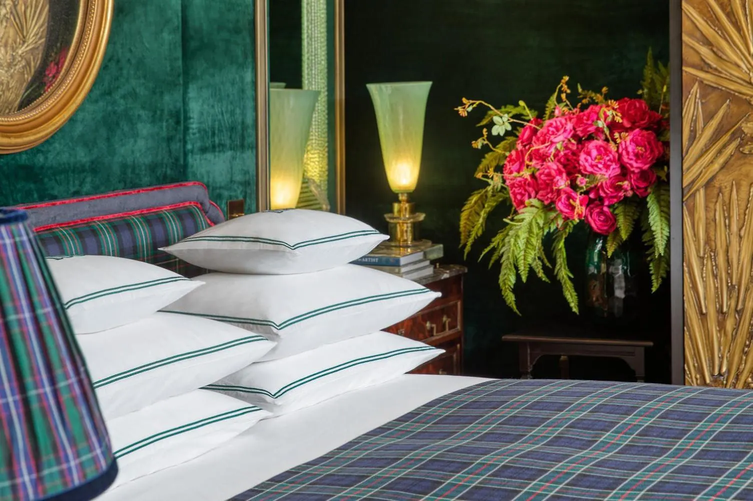 Hotel 100 Princes Street Edinburgh