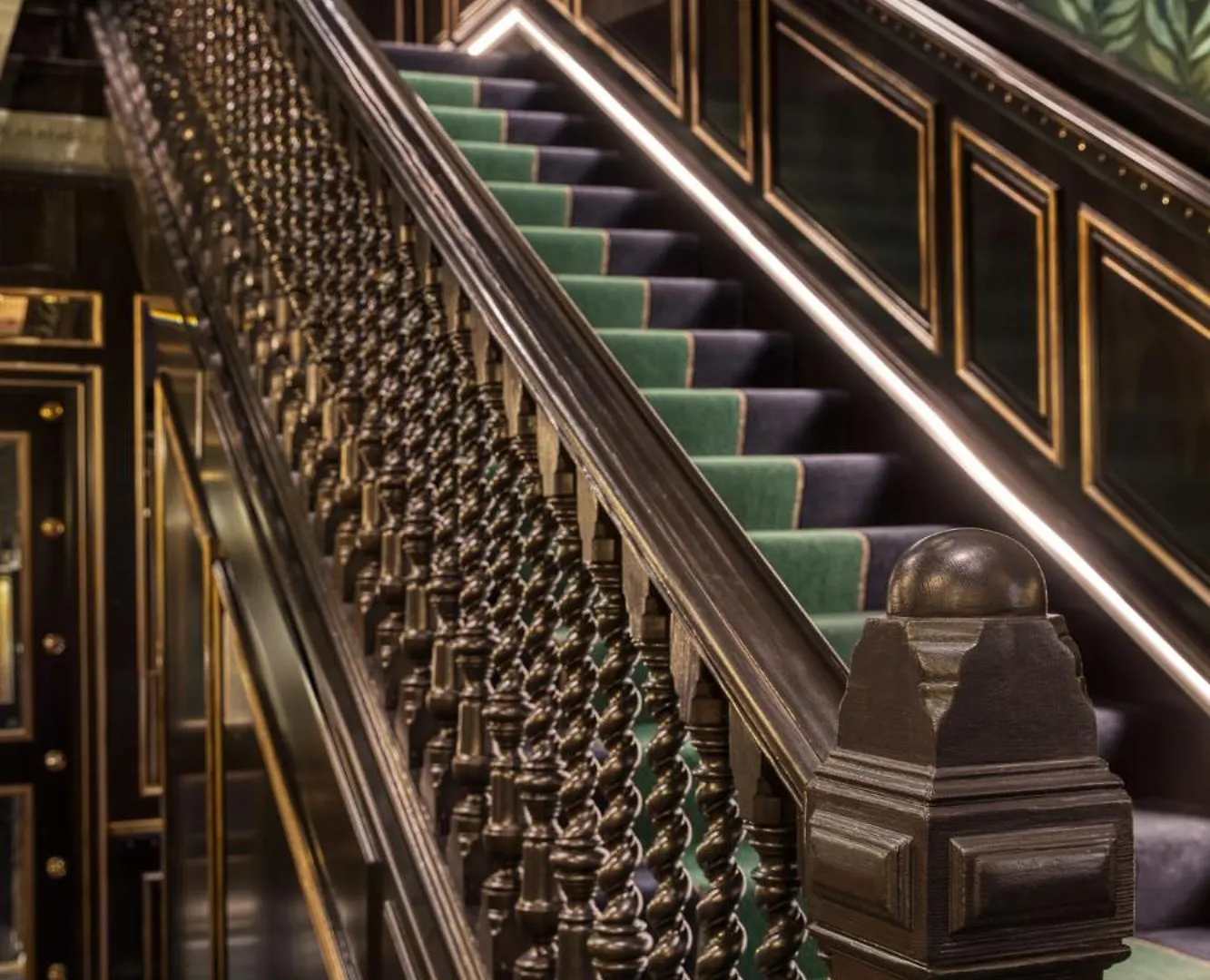100 Princes Street Edinburgh Hotel